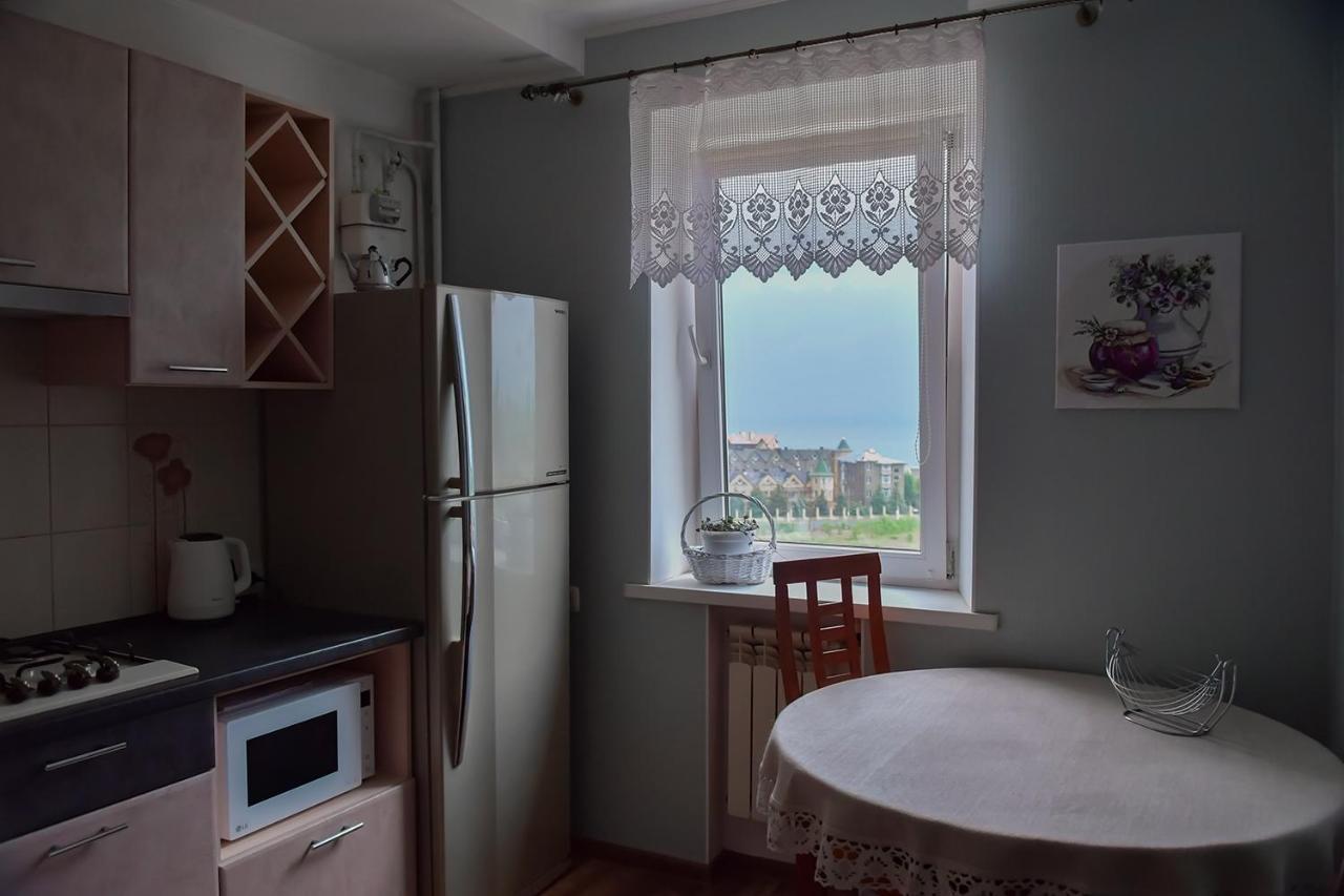 Apartment On Parkova 36 Chornomorsk Exterior photo